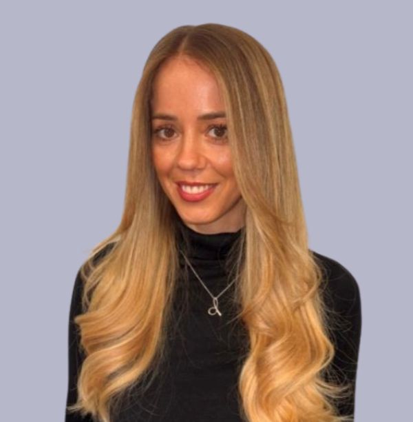 Danielle Hawkins_Website Headshot